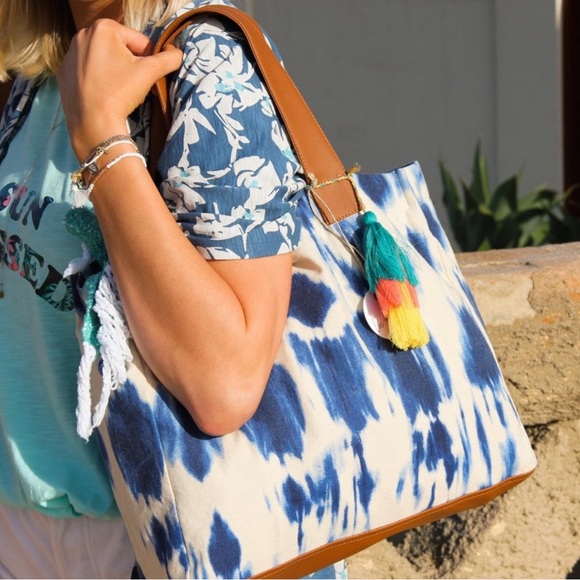 Lu & Elle Laguna Tote - Picture 3 of 8